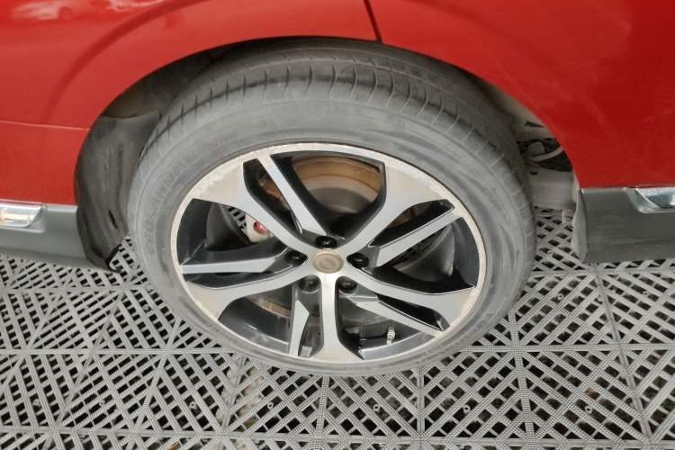 Used Venucia T90 2017 2.0L CVT Leading Edition