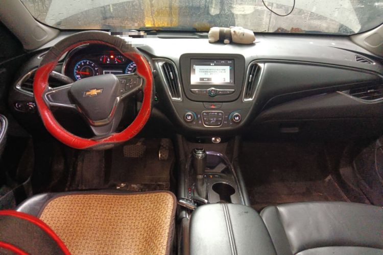 Used Chevrolet Malibu XL 2018 530T Automatic RuiChi Edition Center Console