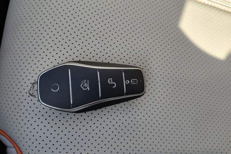 Used BYD Qin PLUS 2023 Champion Edition DM-i 120KM Leading Model
