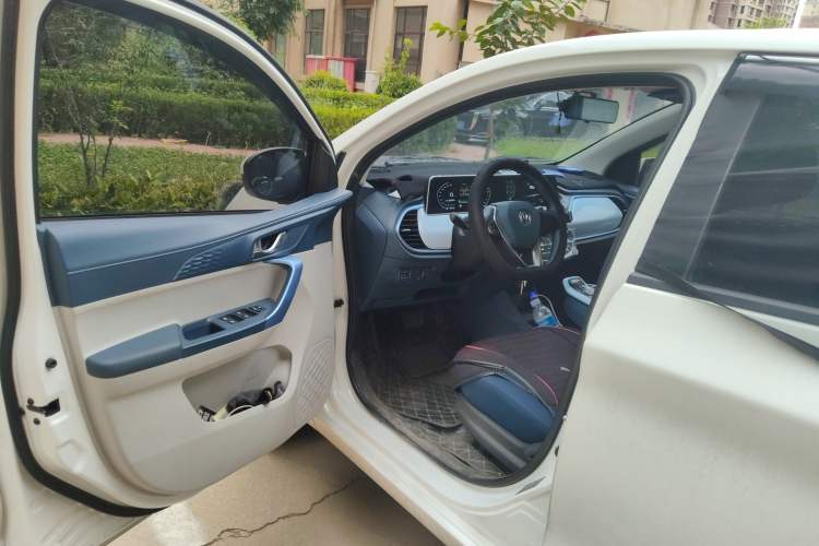 Used Oshan Benni E-Star 2022 Qingxin Edition Colorful Model Lithium Iron Phosphate
