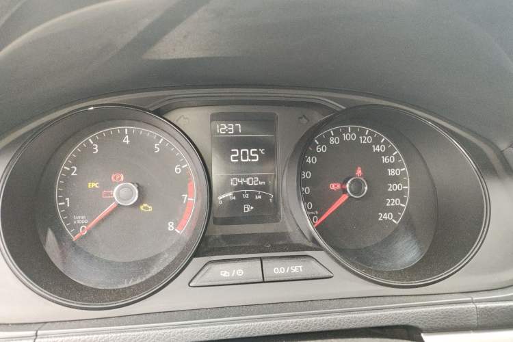 Used Volkswagen Lavida 2017 1.6L Manual Fashion Edition Instrument Cluster