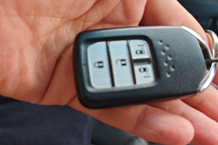 Used Honda Elysion 2016 2.4L Luxury Edition
