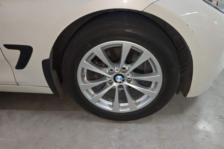 Used BMW 3 Series GT 2016 320i Fashion Model