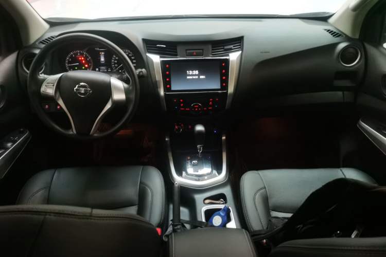 Used Nissan Terra 2020 2.5L XL Upper 4WD Automatic Four-Wheel Drive Luxury Edition Center Console