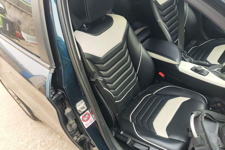 Used BMW 1 Series (Import) 2015 118i Urban Design Package