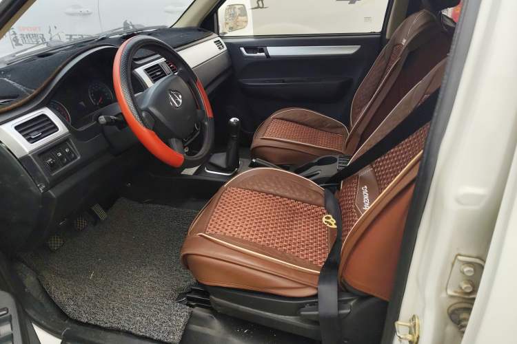 Used Chana Shenqi F30 2019 1.5L Comfort Edition China VI Dual-Cab Short-Wheelbase DAM15KL
