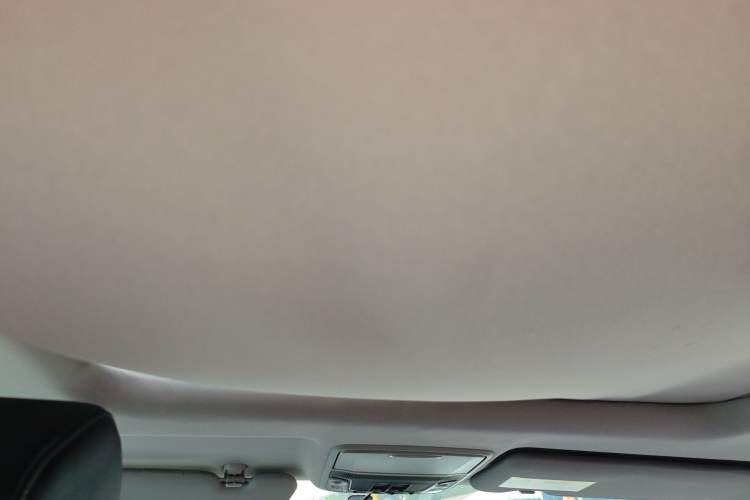 Used Honda CR-V 2017 240TURBO CVT Front-Wheel Drive Fashion Edition