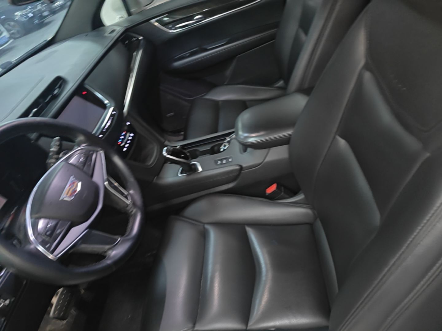 Vordere Reihe im Auto