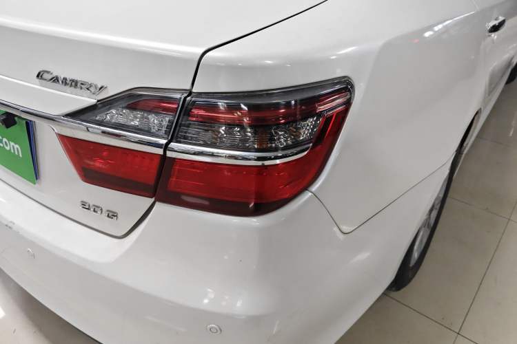 Used Toyota Camry 2015 2.0G Premier Edition
