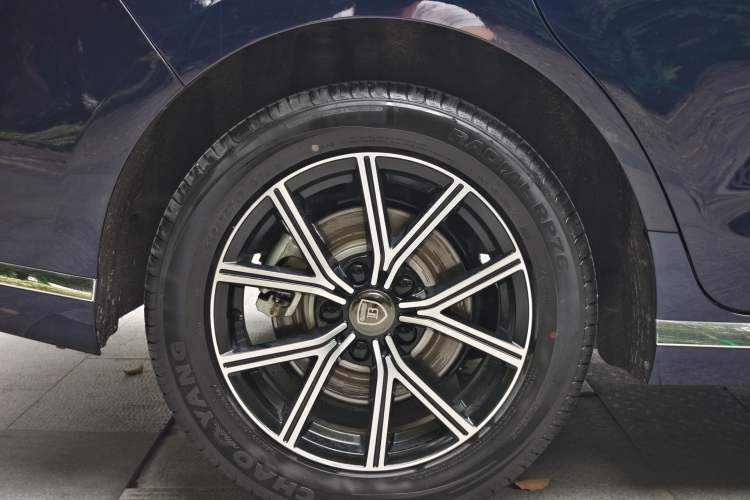 Used BYD Song MAX New Energy 2022 DM-i 105KM Flagship Model