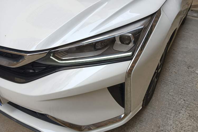 Used Dongfeng Aeolus Yixuan 2020 230T Automatic Advanced Edition Left Front Headlight