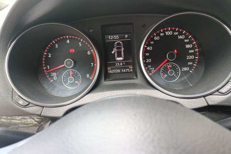 Used Volkswagen Golf GTI 2012 2.0 TSI GTI Odometer Close Up