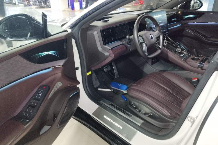 Used Denza Z9GT 2024 1100 Four-Wheel Drive Ultra Version