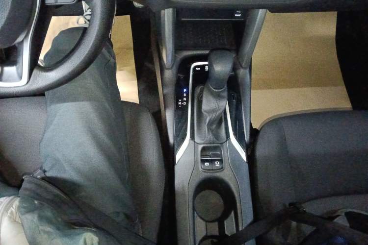 Used Toyota FRONTLANDER 2023 2.0L CVT Elite Edition