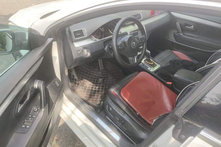 Used Volkswagen FAW-Volkswagen CC 2016 1.8TSI Luxury Model
