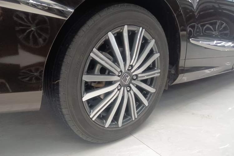 Used Honda Elysion 2022 2.0L eHEV Luxury Edition
