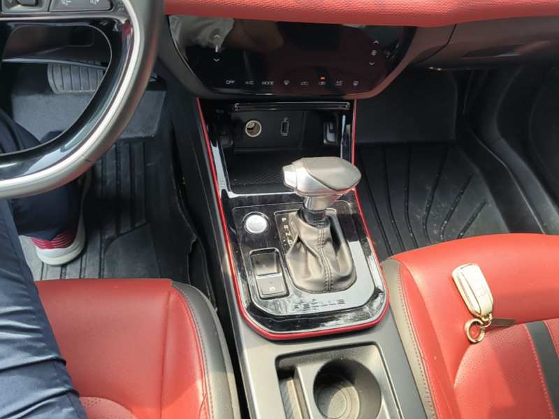 Used Dongfeng Aeolus Yixuan 2021 230T Automatic Hunter Edition — 13