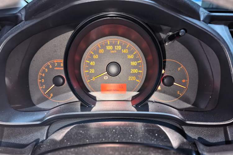 Used Honda Fit 2014 1.5L LX Manual Comfort Model Instrument Cluster