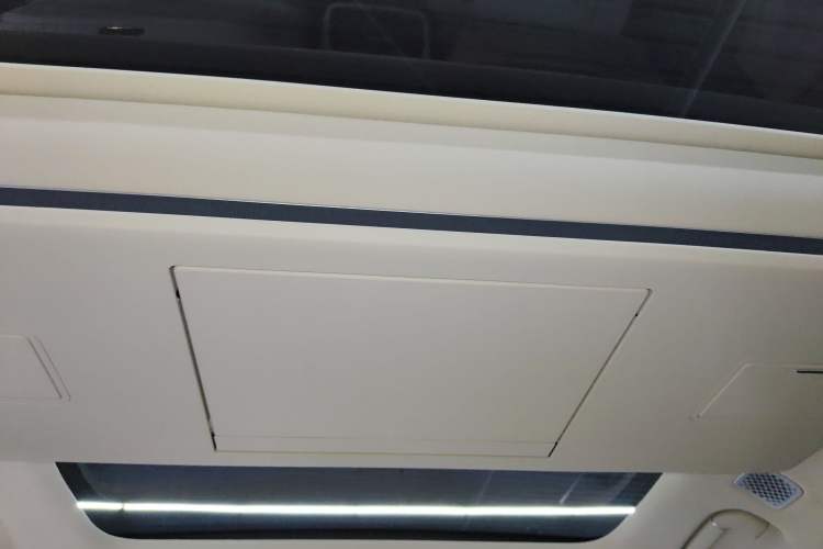 Used Denza N9 2025 Flagship Model Headliner