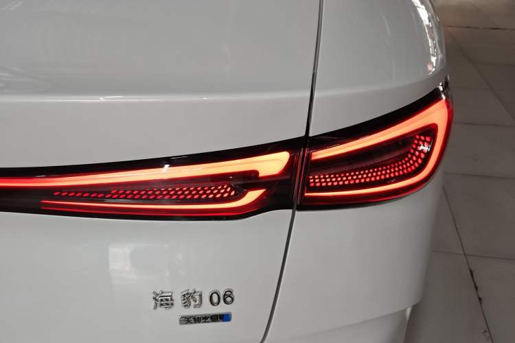 Used BYD Seal 06 New Energy 2025 DM-i Smart Drive 120KM Deluxe Model