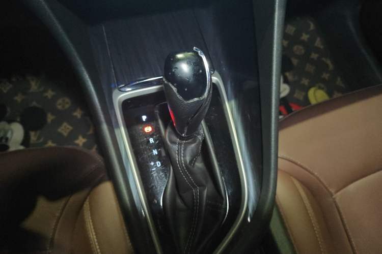 Used Buick GL6 2019 18T 6-Seater Connected Luxury Version China VI Standard