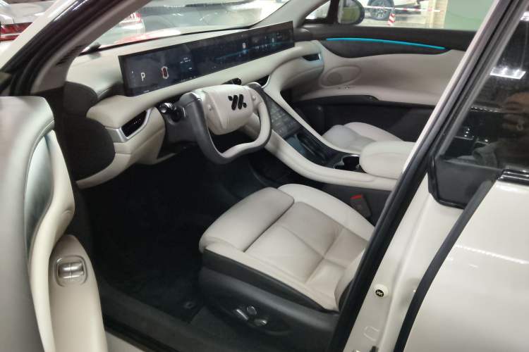 Used IM LS6 2023 Max Standard Edition Driver Seat