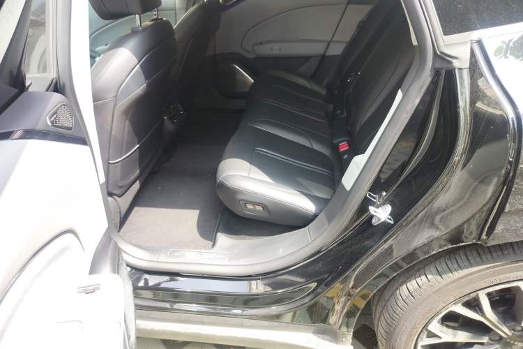 Used Zeekr 007 2024 Four-Wheel Drive Version 75 kWh Left Rear Seat