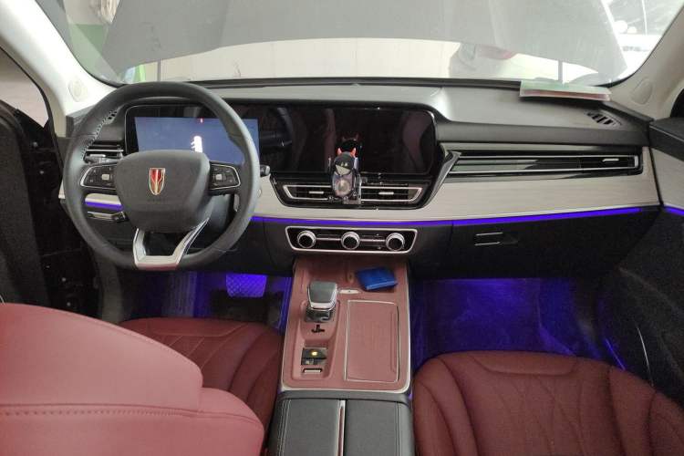 Used Hongqi HS5 2025 2.0T Two-Wheel Drive Flagship Pro Edition
