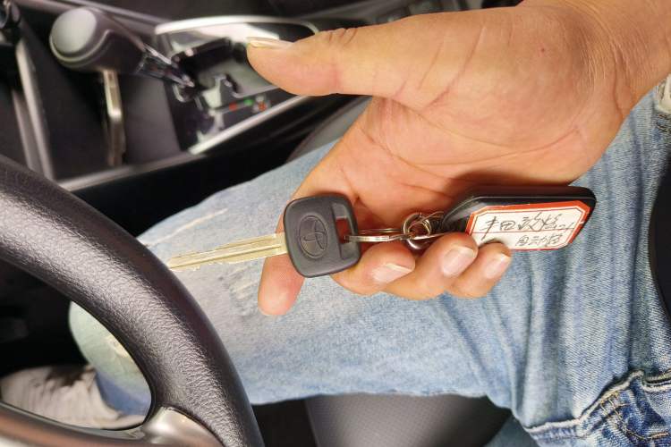 Used Toyota YARiS L Zhi Xuan 2021 X-Trail 1.5L CVT Luxury Edition Vehicle Key