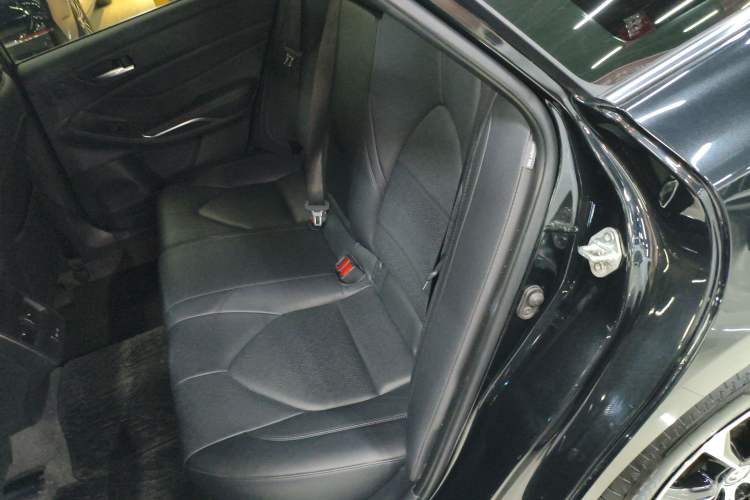 Used Toyota Avalon 2023 2.0L Luxury Edition