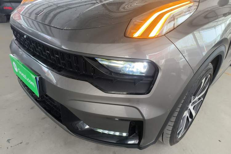 Used Lynk & Co 05 2020 2.0TD Four-Wheel Drive HypeHalo Left Front Headlight