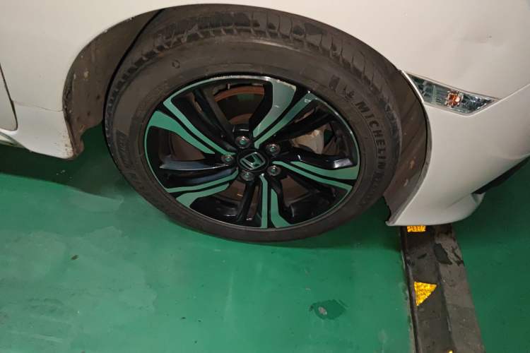 Used Honda Civic 2016 220TURBO CVT Prestige Edition
