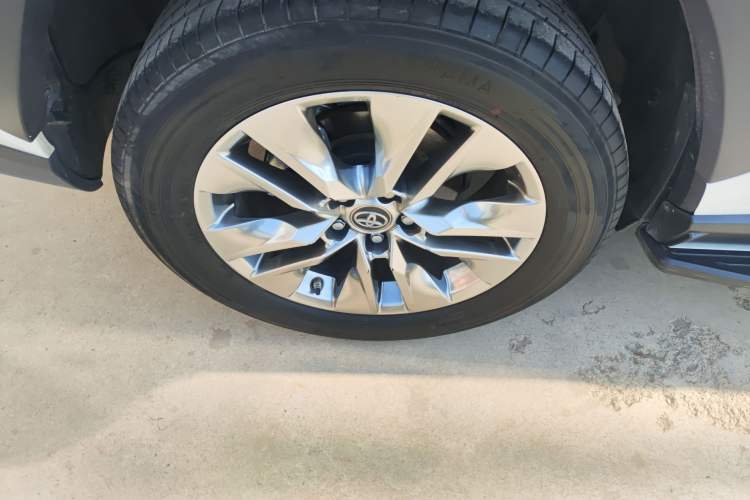 Used Toyota Wildlander 2022 2.0L CVT Two-Wheel Drive Luxury PLUS Edition Right Rear Wheel Hub