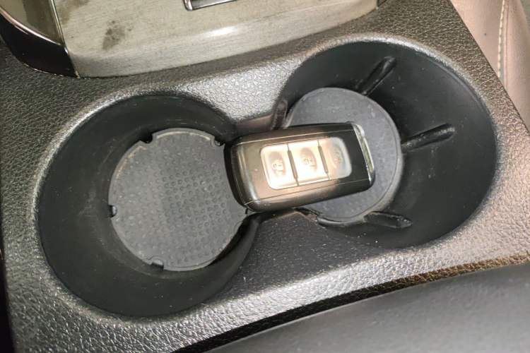 Used Dongfeng Fengon S560 2018 1.8L CVT Urban Model 5 Seats Interior 1