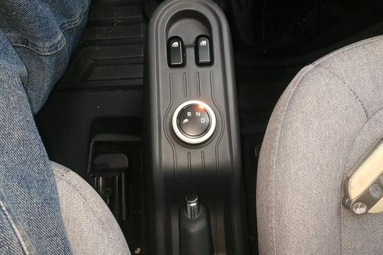 Used Wuling Hongguang MINIEV 2022 Macaron Premium Model – Lithium Iron Phosphate
