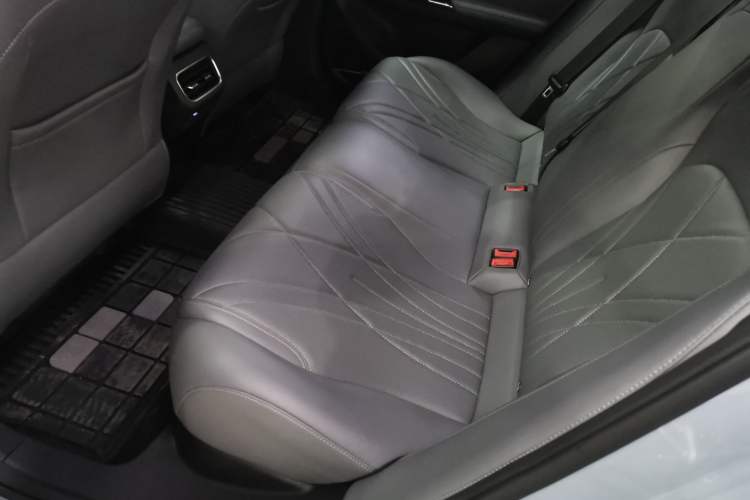 Used Geely Galaxy L6 2025 EM-i 140km Explorer+ Edition Left Rear Seat