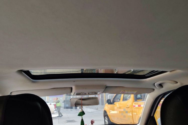 Used Volkswagen Lavida 2017 1.6L Automatic Comfort Edition Headliner