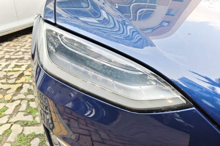 Used Tesla Model X 2016 X 75D Right Front Headlight