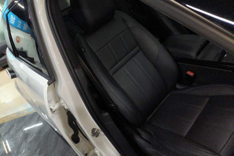 Used Land Rover Range Rover Evoque 2020 249 PS R-DYNAMIC SE Sport Technology Edition