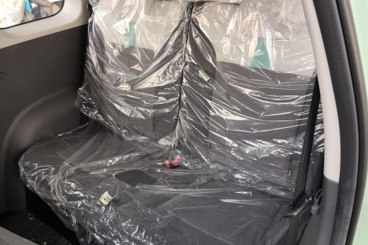 Used CHANGAN NEVO Lumin 2022 301km Honey-Sweet Version Left Rear Seat