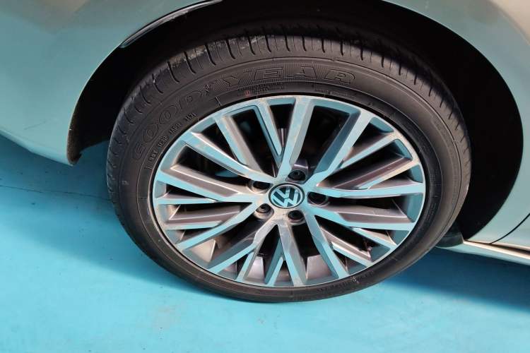 Used Volkswagen FAW-Volkswagen CC 2016 1.8TSI Luxury Model