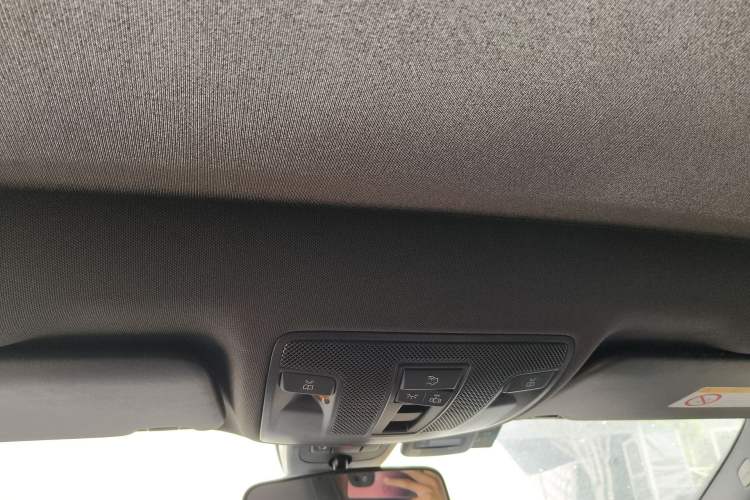 Used Mercedes-Benz CLA 2016 Refreshed CLA 200 Sport Edition Headliner