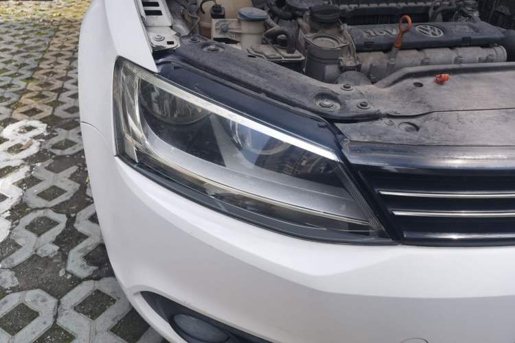 Used Volkswagen Sagitar 2012 1.6L Automatic Comfort Edition
