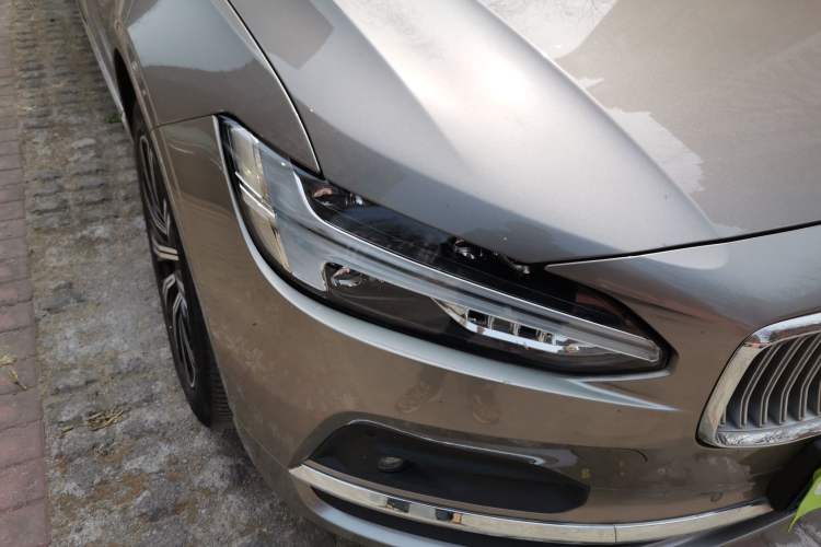 Used Volvo S90 2021 B5 Zhiyuan Luxury Edition Right Front Headlight