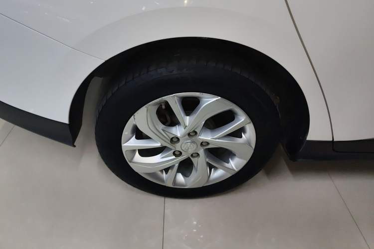 Used Buick Velite 6 2023 430km Range Commuter Version