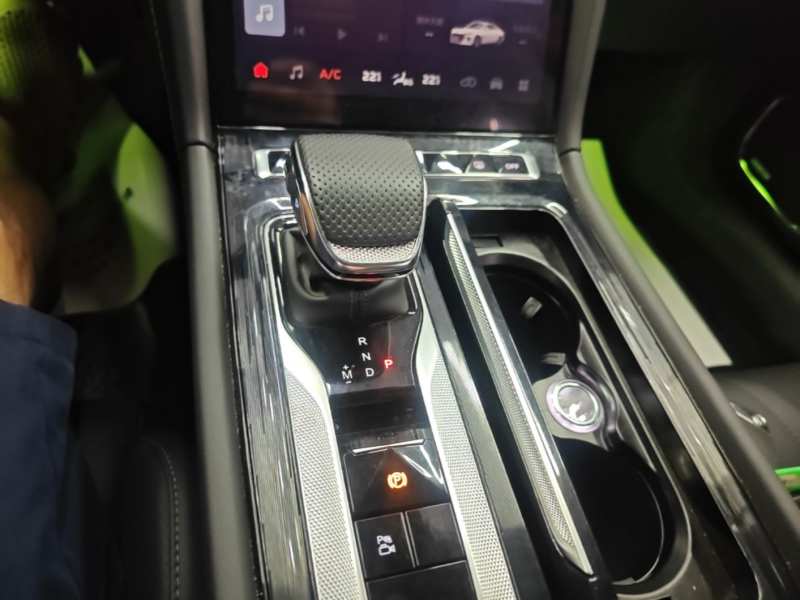Used Hongqi H5 2025 1.5T DCT Qiyun 500 000th Unit Commemorative Edition — 13