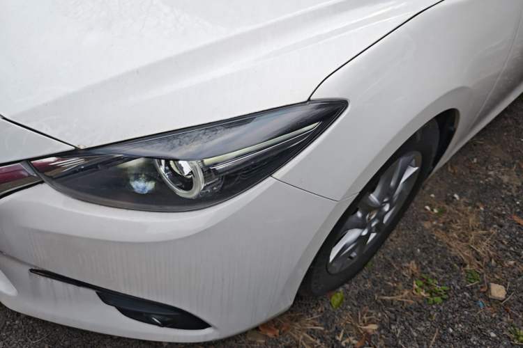 Used Mazda Mazda 3 Axela 2017 Sedan 1.5L Automatic Luxury Model China VI Standard