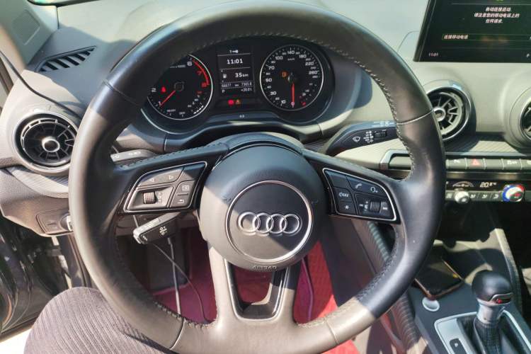Used Audi Q2L 2021 35 TFSI Fashion Dynamic Model Steering Wheel