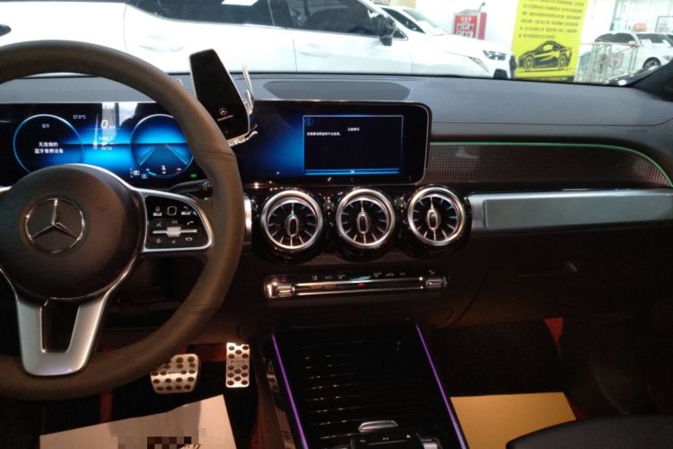 Used Mercedes-Benz GLB 2020 Updated GLB 200 Dynamic Edition Audio And AC Panel