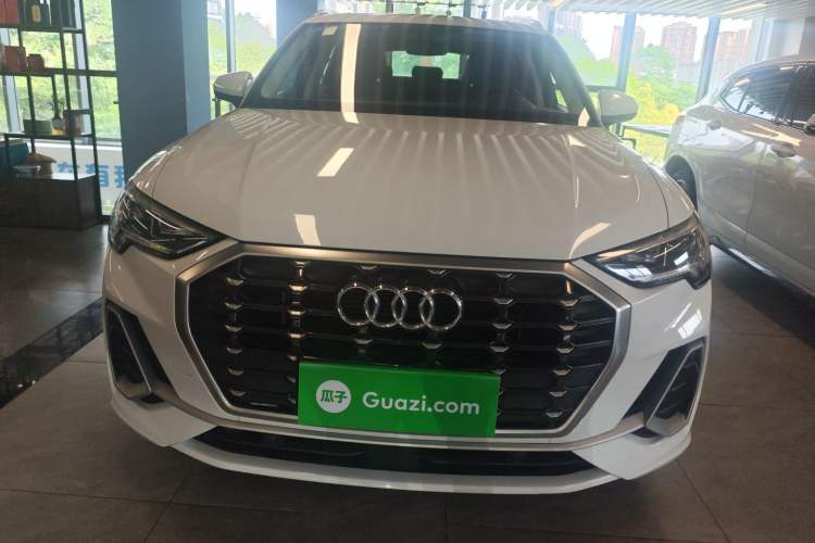 Used Audi Q3 2020 40 TFSI Fashion Dynamic Model